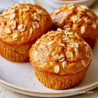 Healthy Pumpkin Muffins with Oat Flour